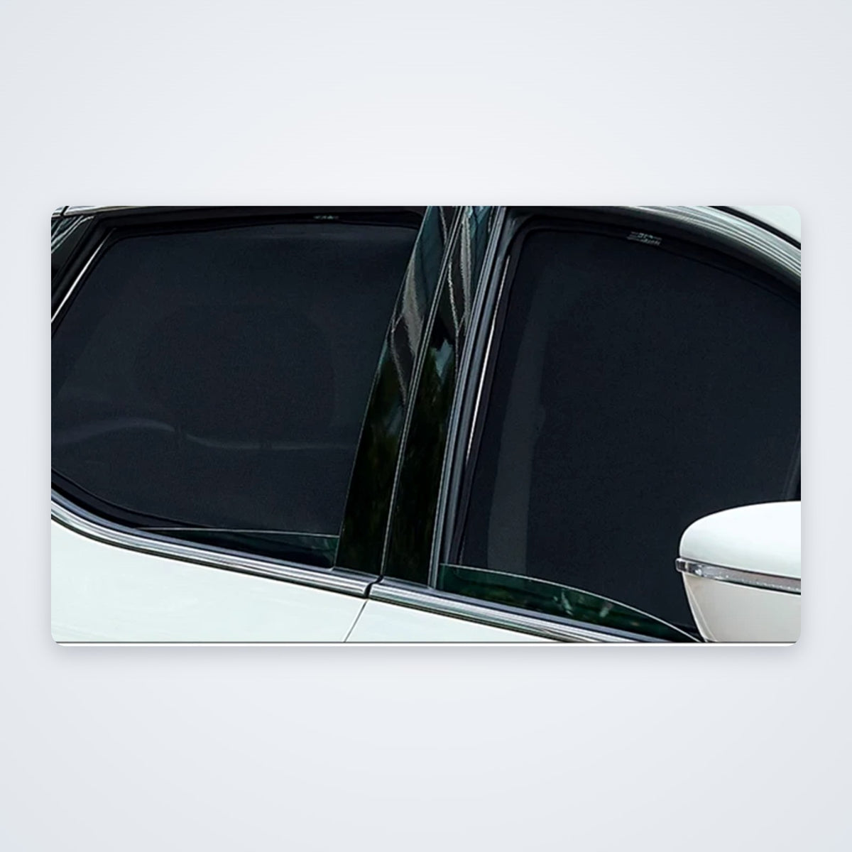 Magnetischer Sonnenschutz für den BYD Seal U – Detailansicht 1